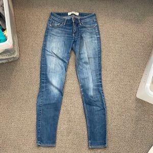 Abercrombie medium wash skinny jeans